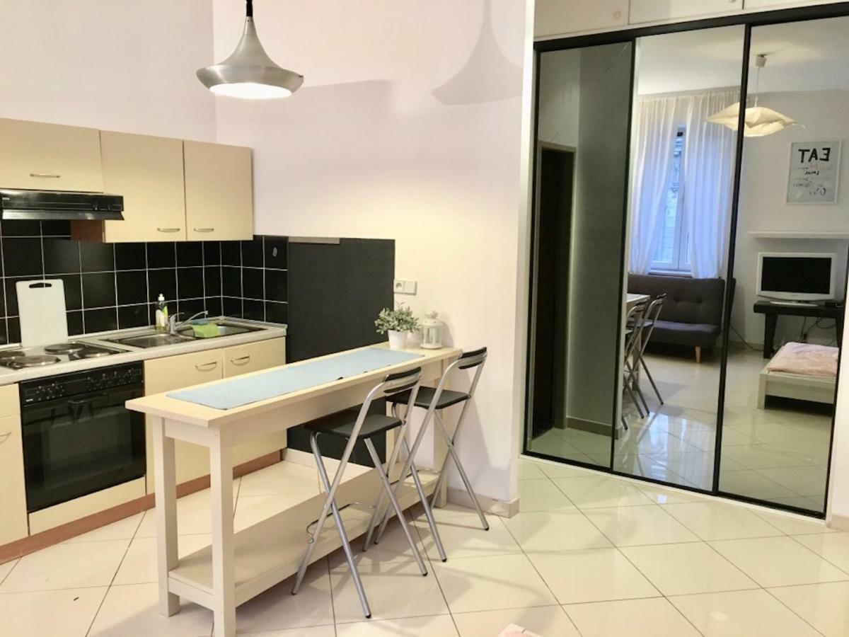 Nowogrodzka Cozy Studio Lägenhet Warszawa Exteriör bild